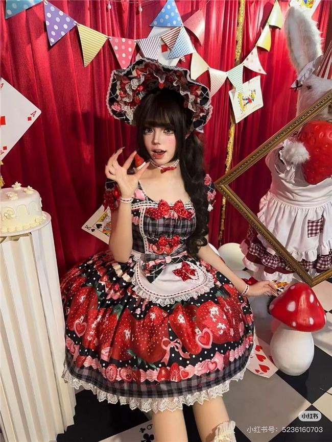 Sweet Strawberry Short Sleeves Lolita Dress and Jumper Dress