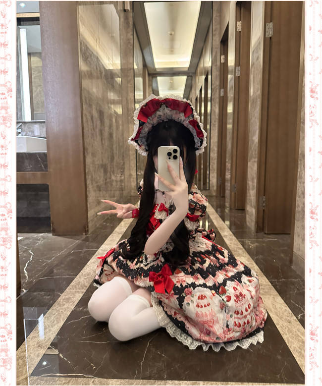 Antique Doll Strawberry Cake Sweet Lolita Dress, Blouse and Accessories