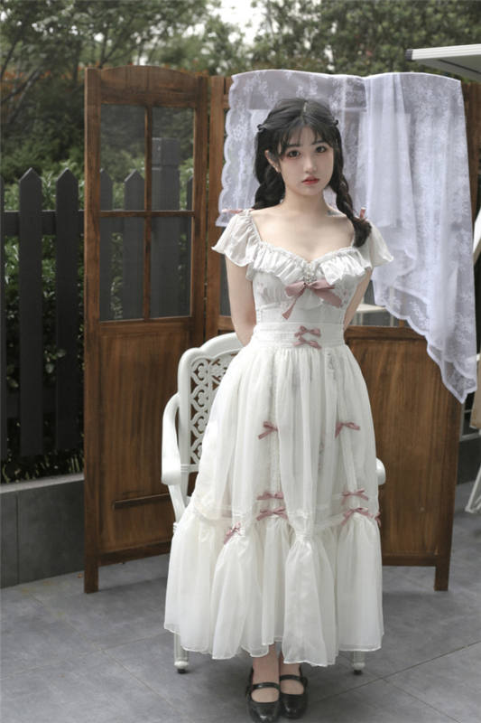 Little Rose Plus Size Lolita Dress and Hat