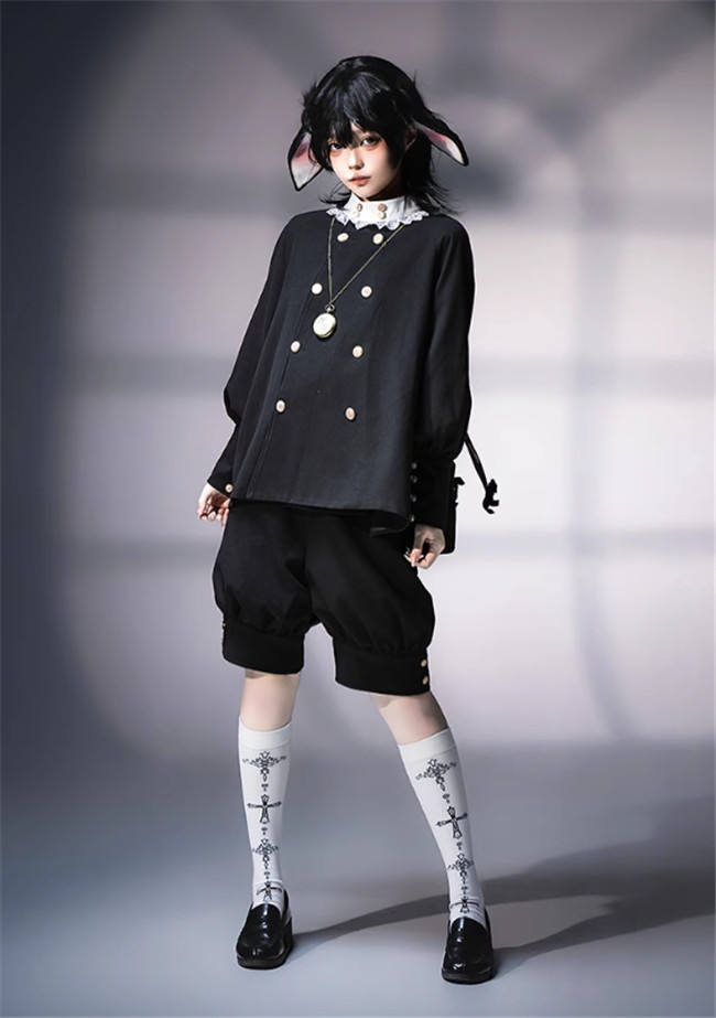 Castle Too the Rabbits Ouji Lolita Set