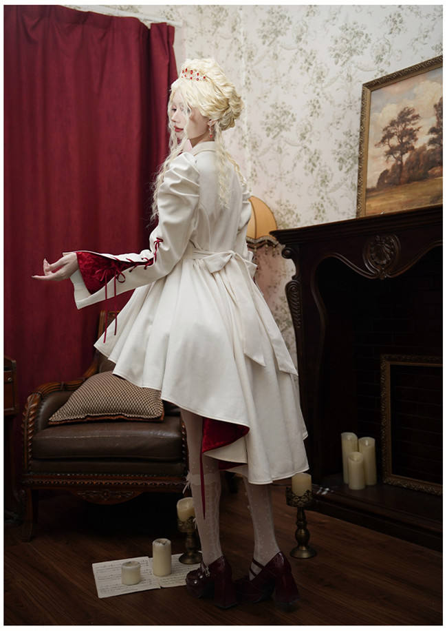 Withpuji Heart of Mary Waist Fishbones Dress and Irregular Coat