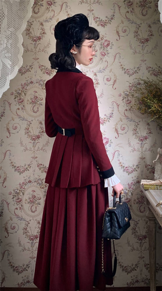 Foxtrot Lolita Plus Size Friendly Vintage Skirt and Coat Set