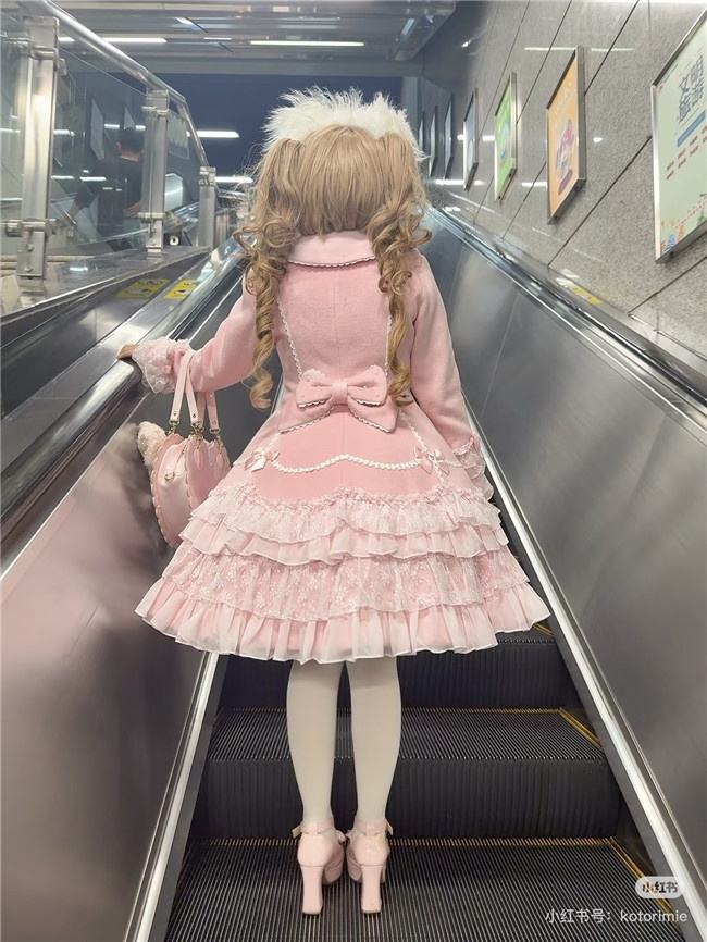 White Bird Pearls Bowknots Sweet Lolita Coat