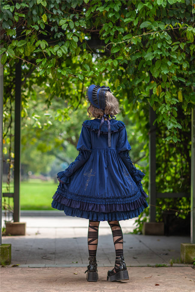 Infanta Holy Fruit Estate Embroidery Lolita Dress