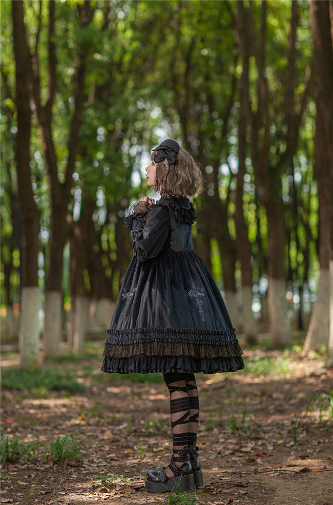 Infanta Holy Fruit Estate Embroidery Lolita Dress