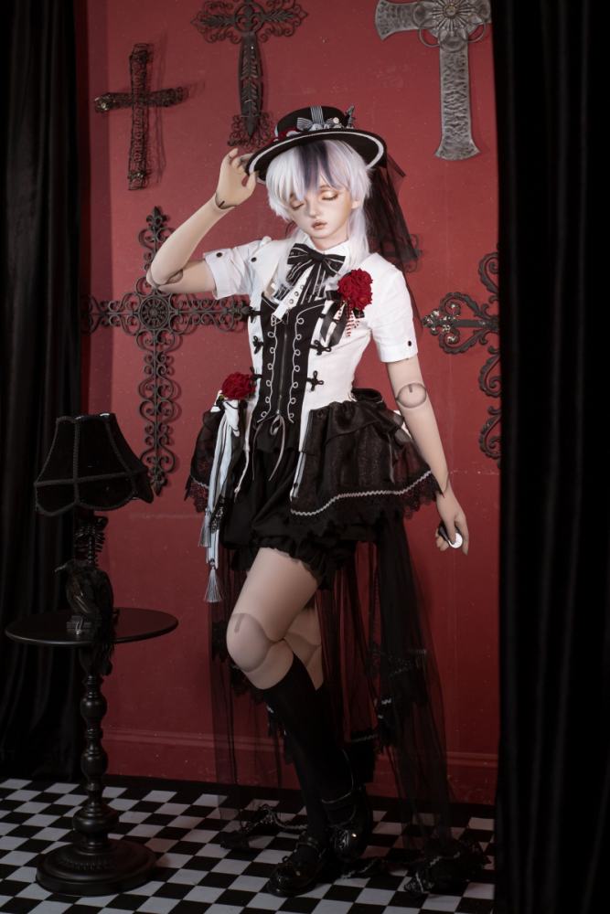 XRWY ~Earl of Rose~ Ouji Black White Coat Pants and Blouse
