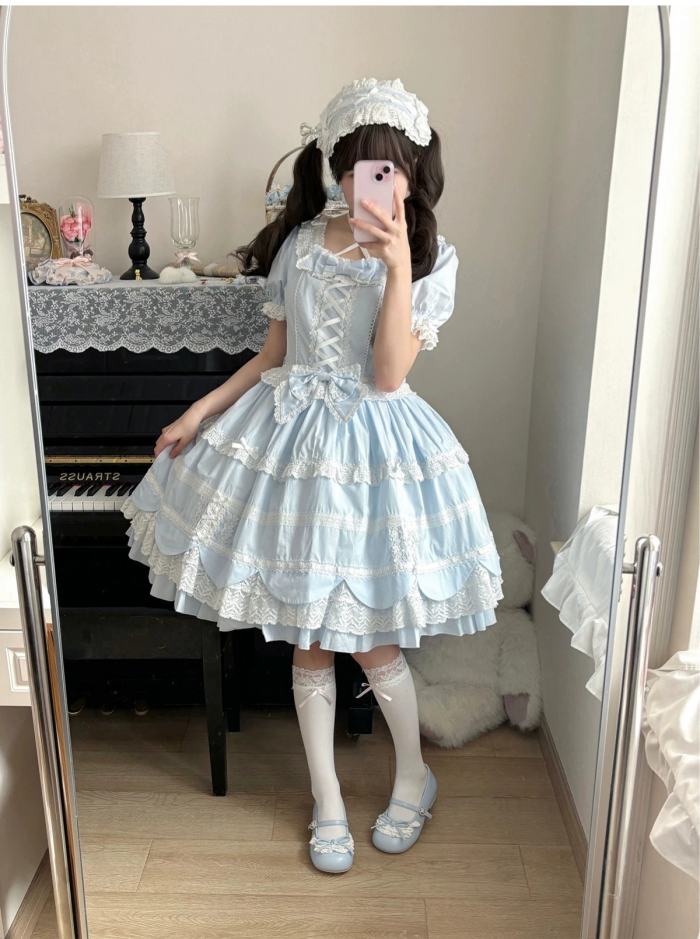 Cream Petal Cotton Lolita Dress and Set-in Sleeves