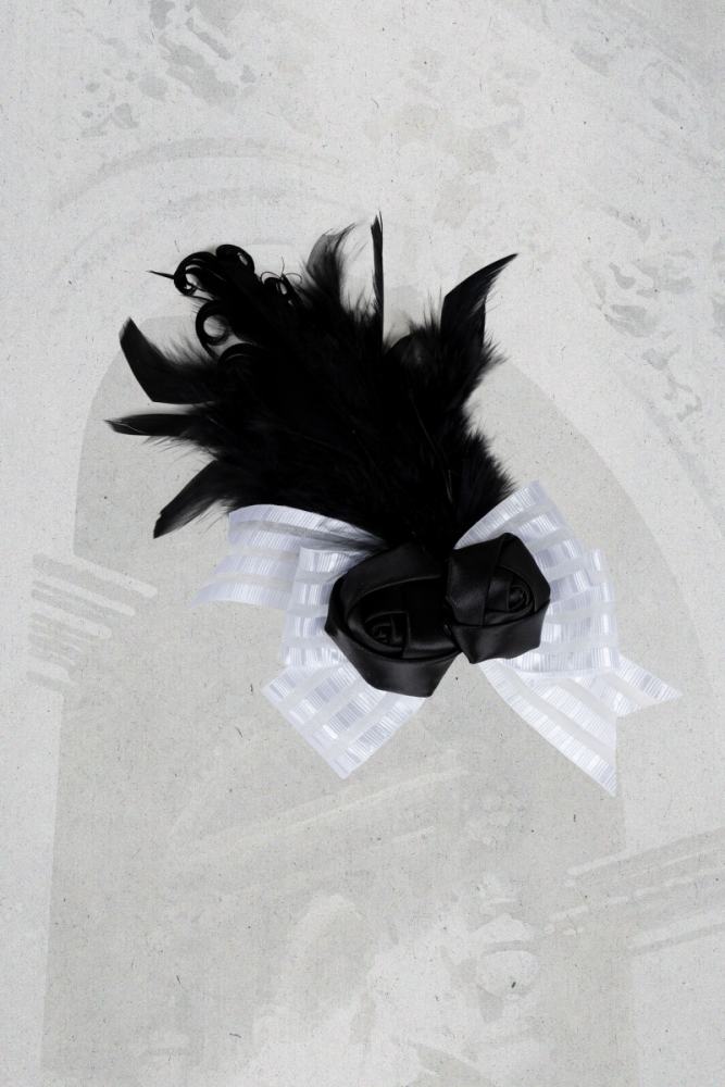 Psyche Manie ~Le Confessionnal des Anges~ Gothic Lolita Bonnet Flower Ball and Side Clip