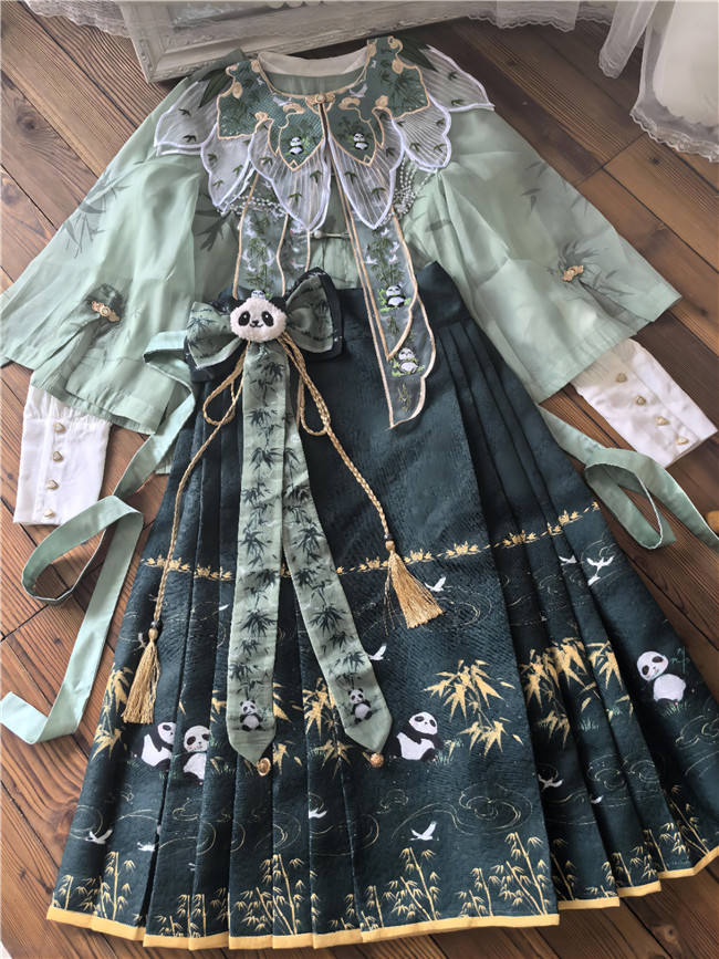 Pandas and Bamboo Theme Chinese Hanfu Set