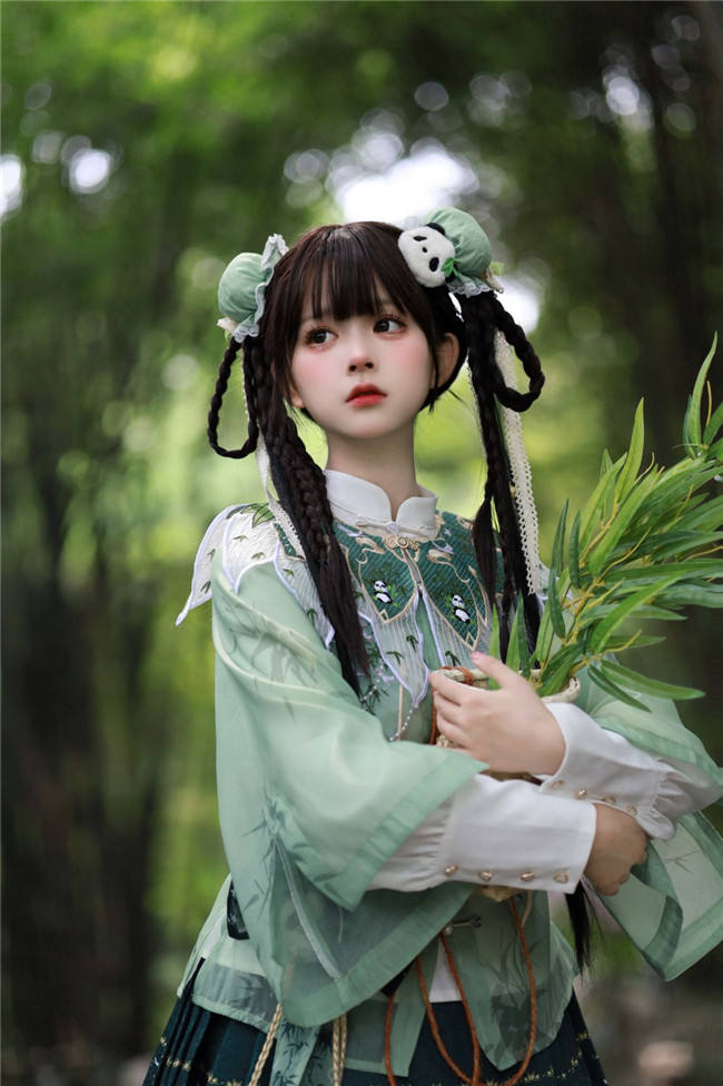 Pandas and Bamboo Theme Chinese Hanfu Set