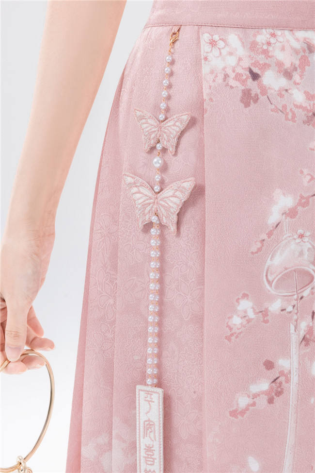 Sakura Print Chinese Hanfu Horse Face Skirt Set