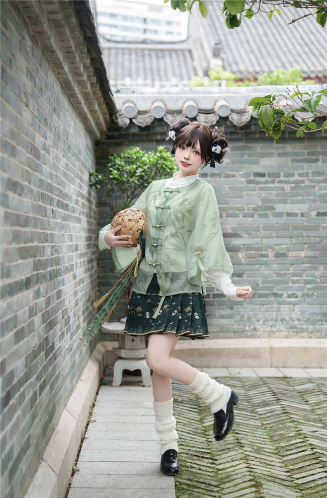 Pandas and Bamboo Theme Chinese Hanfu Set