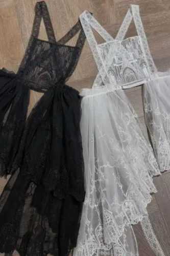 Susin ~Mass of Bone~ Gothic Embroidery Assymtrical Apron
