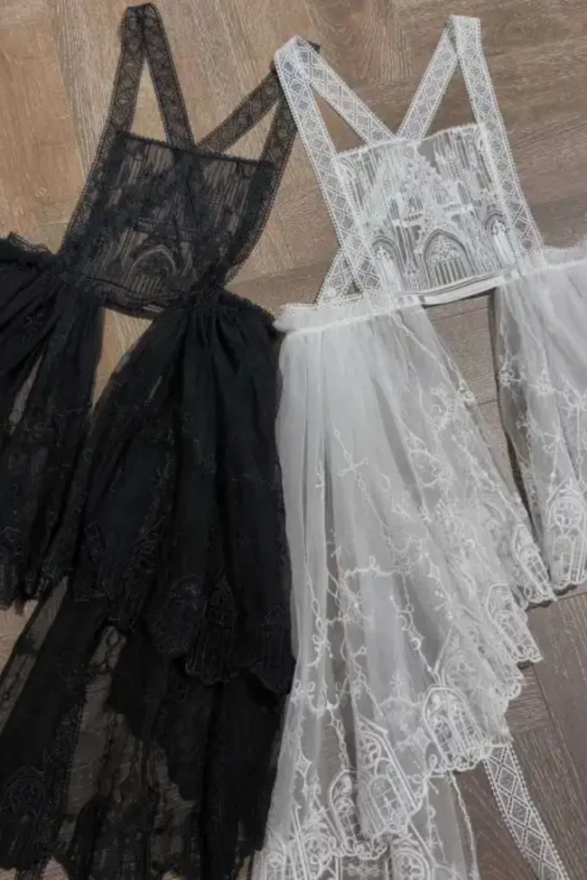 Susin ~Mass of Bone~ Gothic Embroidery Assymtrical Apron