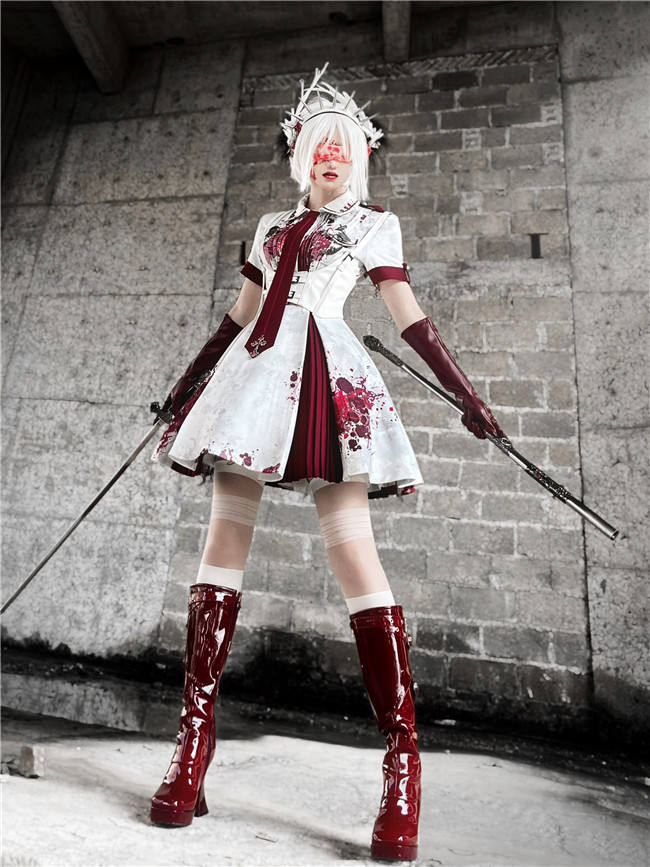 Your Highness Blood Rose Military Lolita Dress, Corset, Necktie and Medal