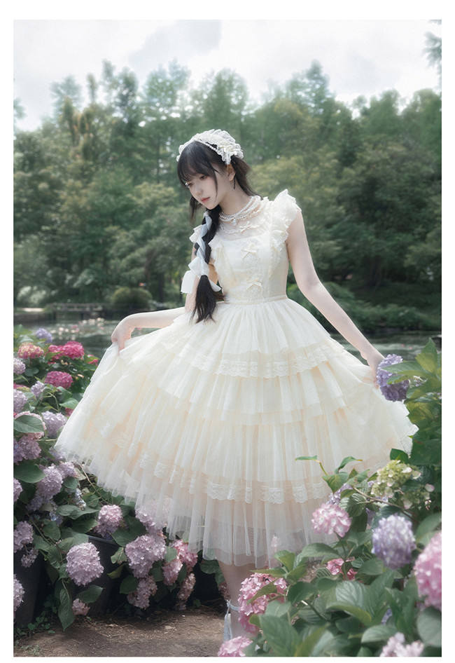 Withpuji Ivory Tower Classic Lolita Dress and Accessories