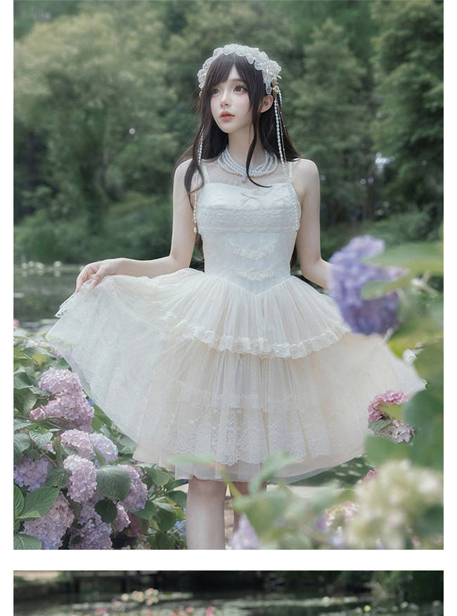 Withpuji Ivory Tower Classic Lolita Dress and Accessories