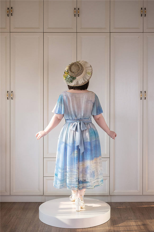Miss Point Greek Inspired Heap Collar Print Dress