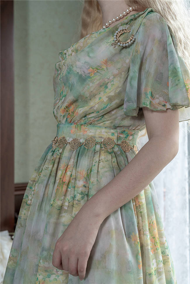 Miss Point Greek Inspired Heap Collar Print Dress