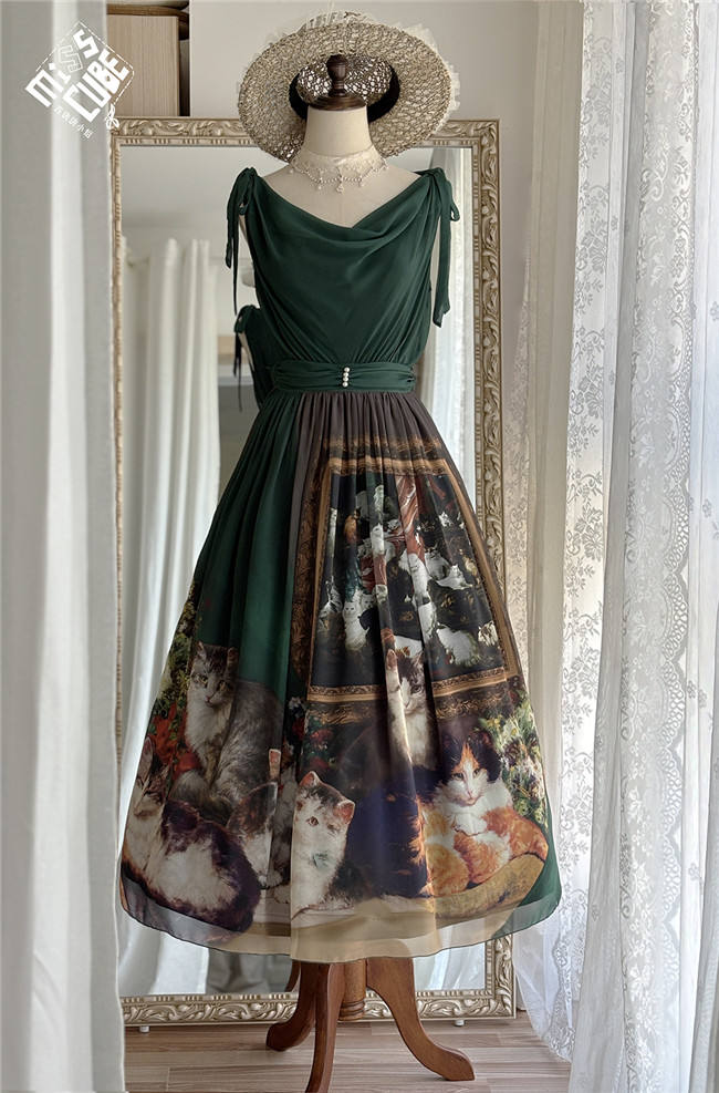 Miss Point Greek Inspired Heap Collar Print Dress