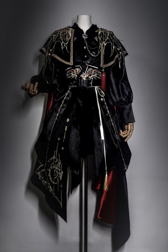 Ying Yue Embroidered Hanfu Military Ouji Cape Skirt and Trousers