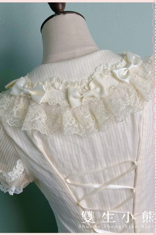 Alice Girl ~Strawberry Macaron~ Sweet Lolita Blouse