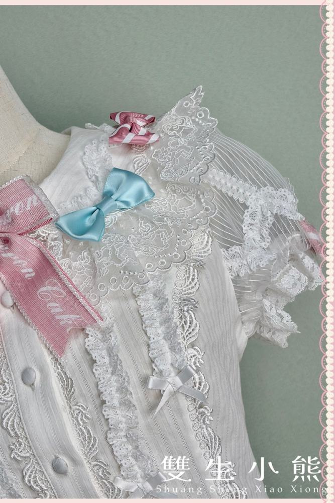Alice Girl ~Strawberry Macaron~ Sweet Lolita Blouse
