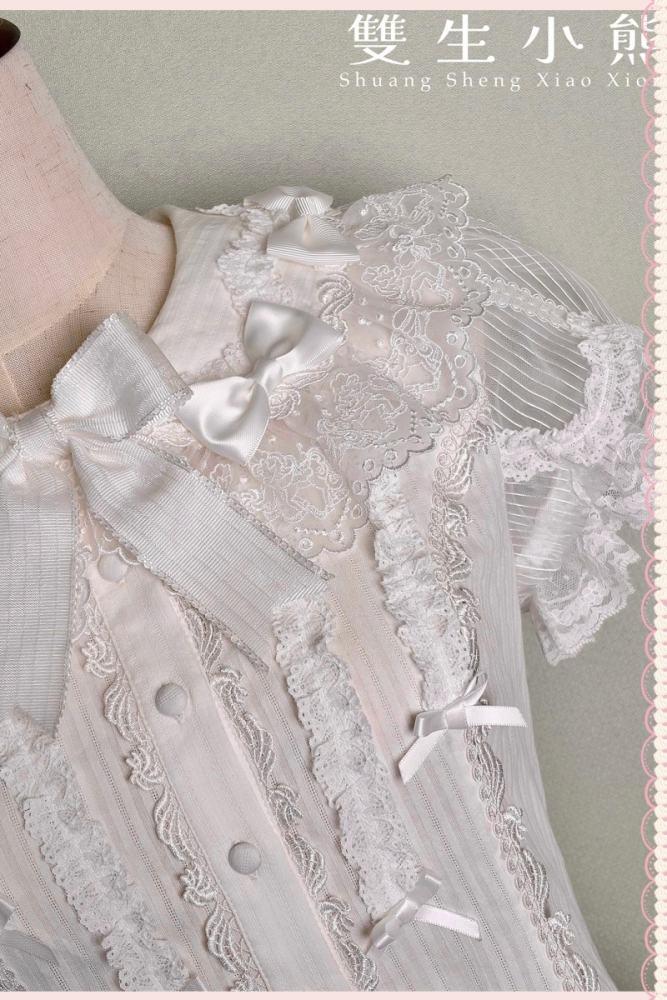 Alice Girl ~Strawberry Macaron~ Sweet Lolita Blouse