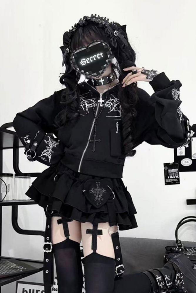 Tricuspid C Embroidered Jirai Kei Cotton Hooded Short Coat