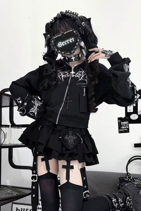 Tricuspid C Embroidered Jirai Kei Cotton Hooded Short Coat