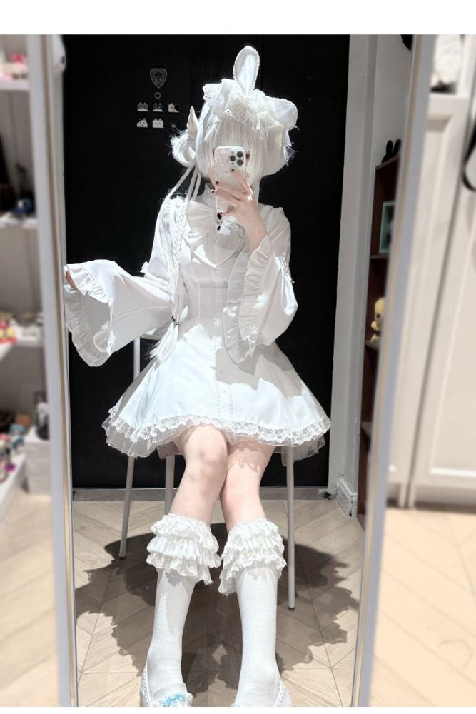 Yoshiki ~Witch Contract~ Gothic Plus Size Jirai Kei Dress and Shorts