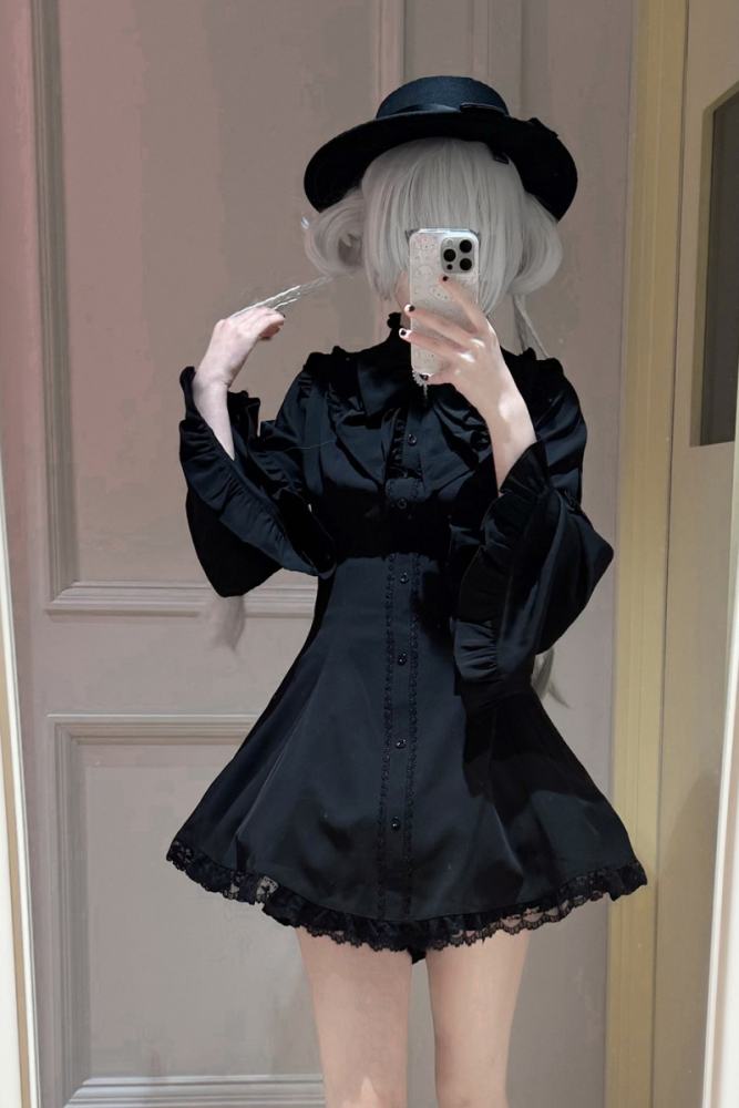 Yoshiki ~Witch Contract~ Gothic Plus Size Jirai Kei Dress and Shorts