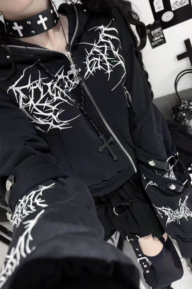 Tricuspid C Embroidered Jirai Kei Cotton Hooded Short Coat