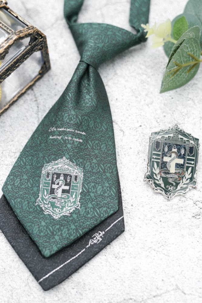 Pooting Bear Harry Potter Slytherin Green Bow Tie and Badge