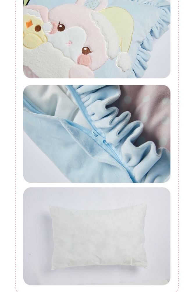 Momo and Luo Xiaohei Collaborated Bag Slippers and Pendant