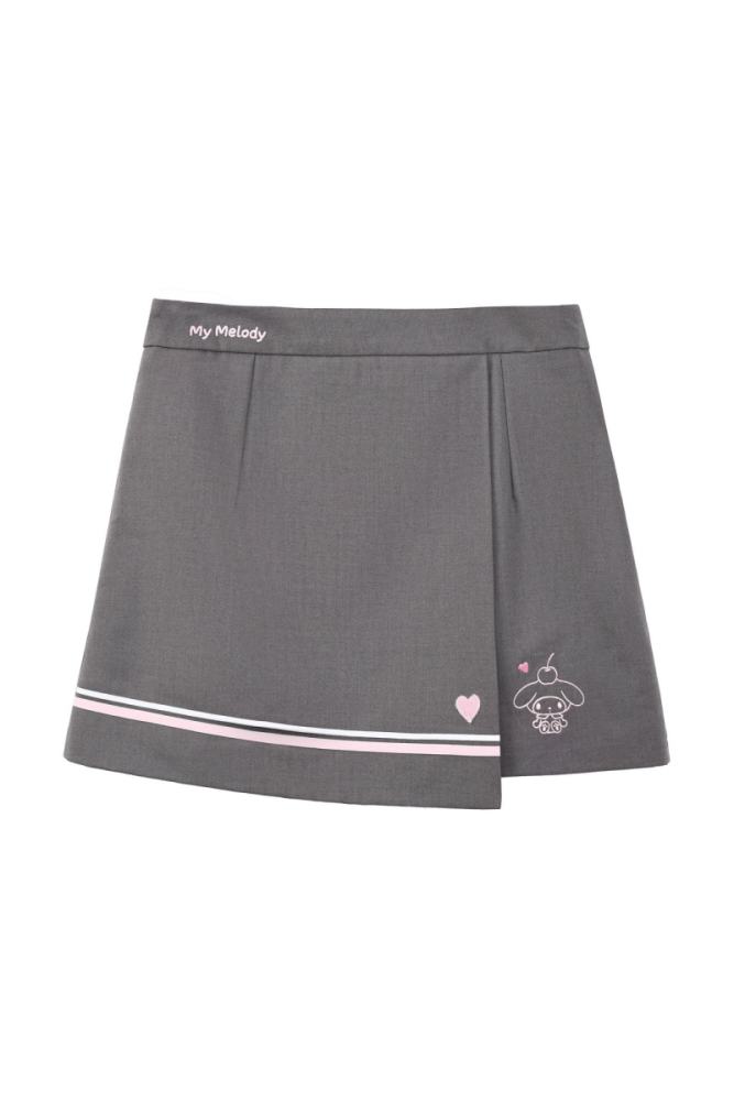 Kyouko and Sanrio Collaborated My Melody Sailor Collar Top and Skirt