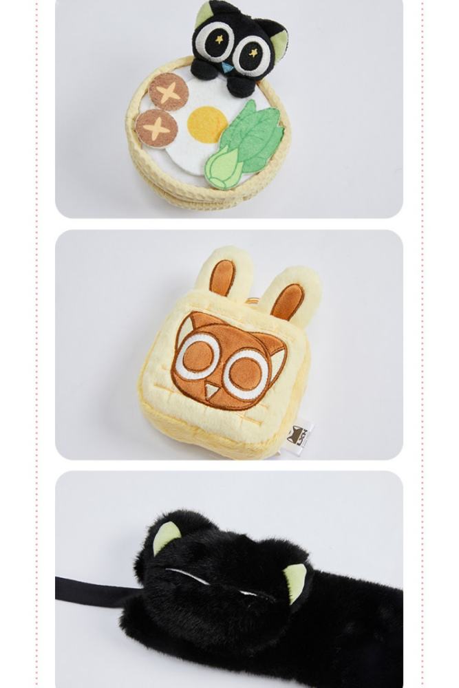 Momo and Luo Xiaohei Collaborated Bag Slippers and Pendant