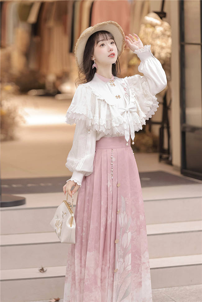 To Tulip Han Style Top and Skirt