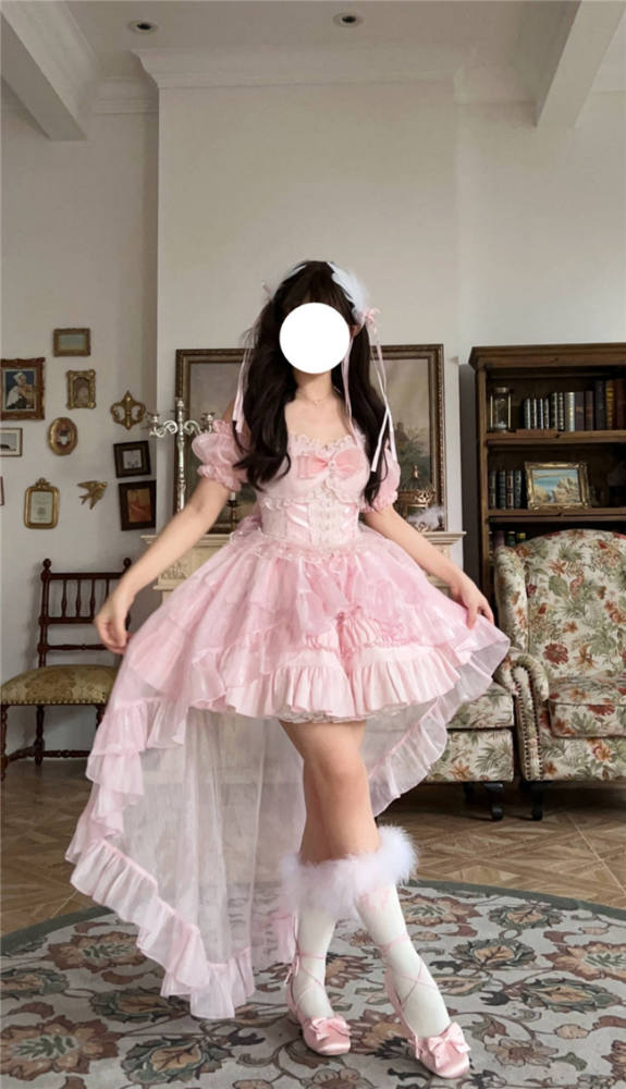 The Story of the Rose Lolita Jumper Dress and Accessories