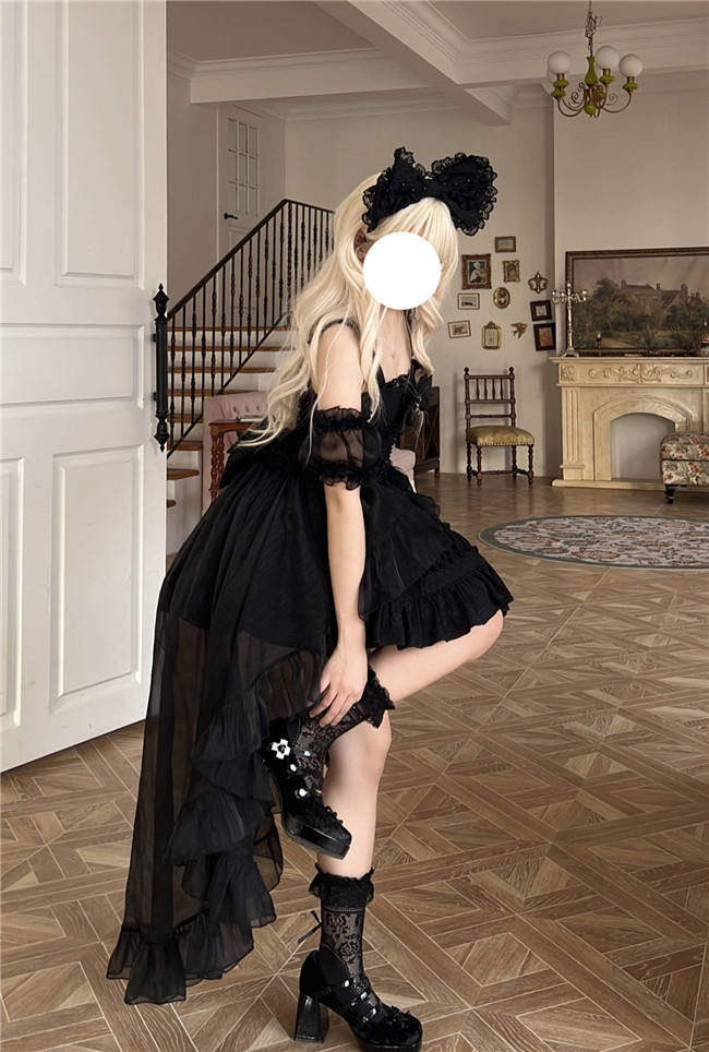 The Story of the Rose Lolita Jumper Dress and Accessories