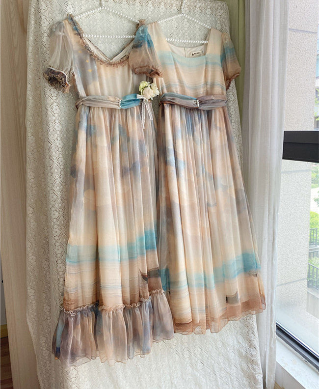 Miss Point Oil Painting Empire Waist Lolita Dress
