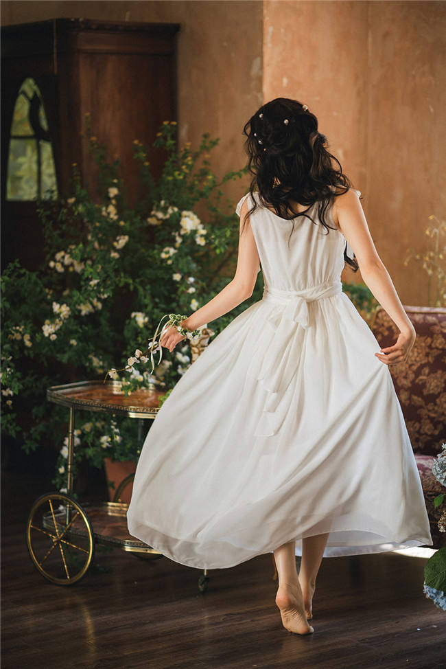 Miss Point Greek Inspired Heap Collar Solid Color Dress