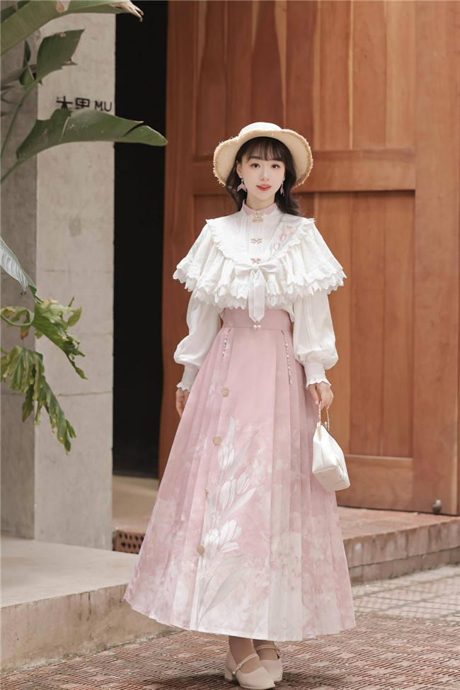 To Tulip Han Style Top and Skirt