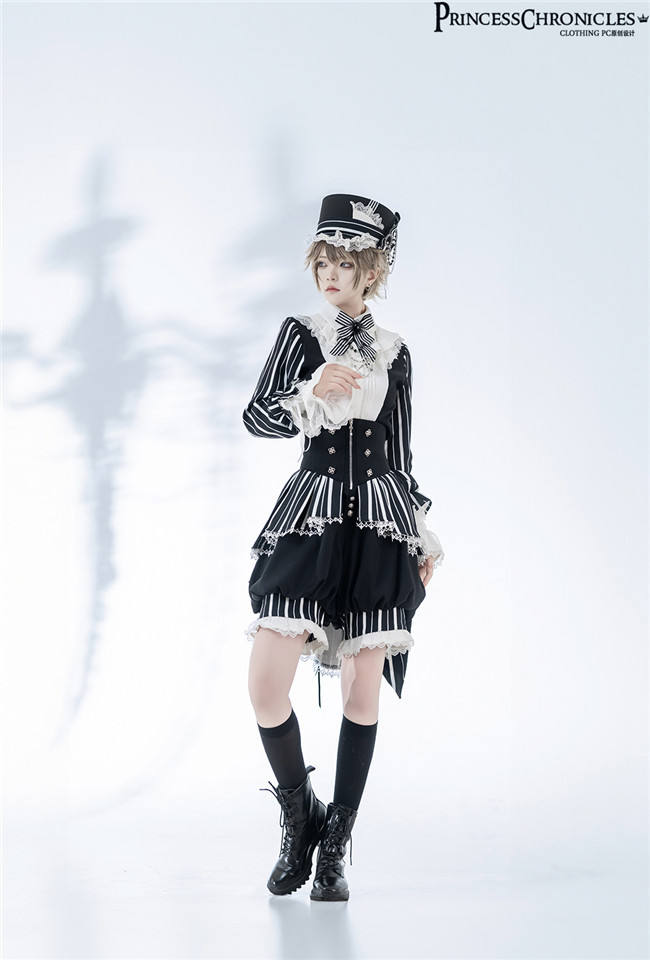 Princess Chronicles Fancy Trick Ouji Fashion Top and Short Pants