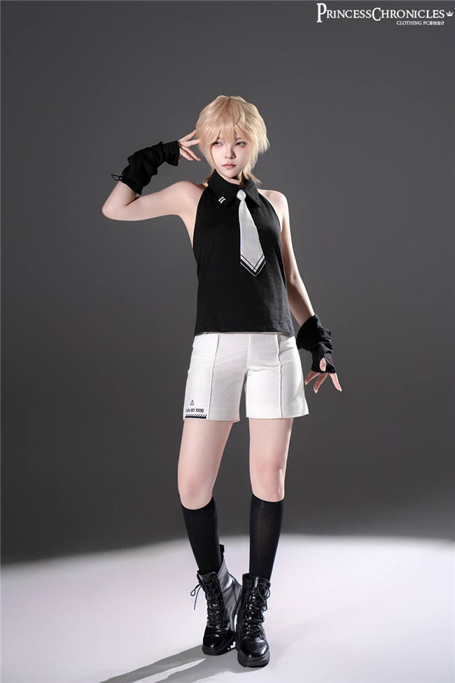 Princess Chronicles Techwear Wasteland Style Ouji Outfit