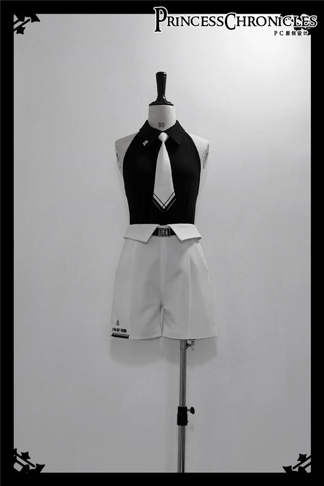 Princess Chronicles Techwear Wasteland Style Ouji Outfit