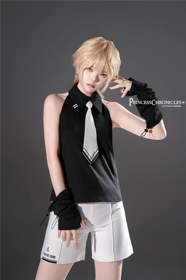 Princess Chronicles Techwear Wasteland Style Ouji Outfit