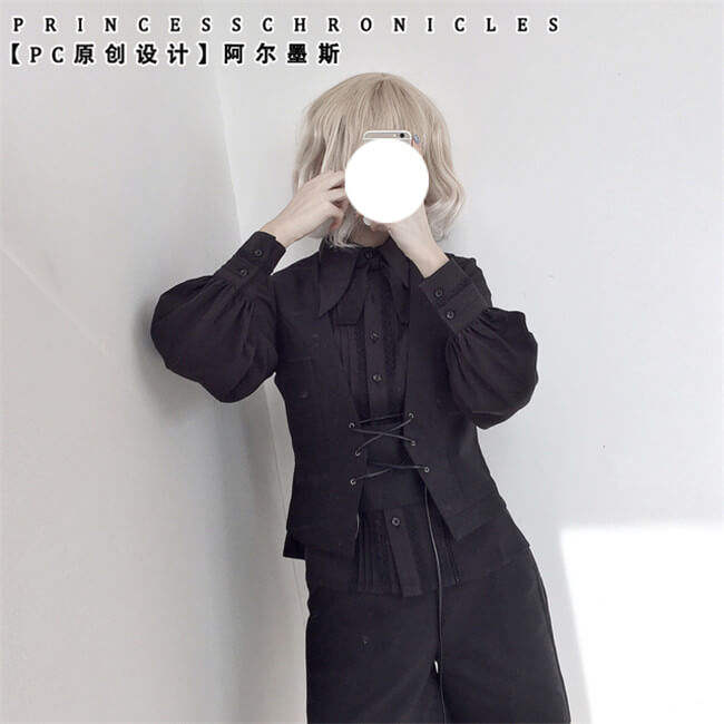 Princess Chronicles Ouji Fashion Blouse Black White Red Green Size M - In Stock