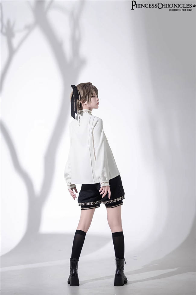 Princess Chronicles Han Style Coat, Short Pants and Blouse Ouji Fashion