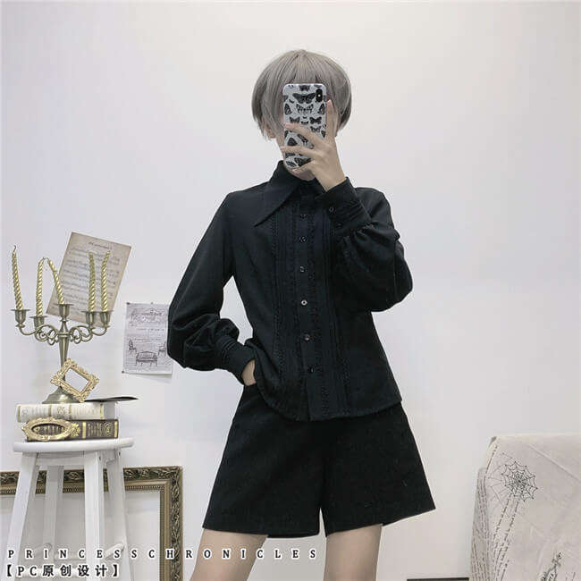 Princess Chronicles Ouji Fashion Blouse Black White Red Green Size M - In Stock